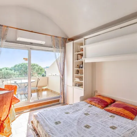 Daire A Antibes, 33 M², Piscine Partagee *
